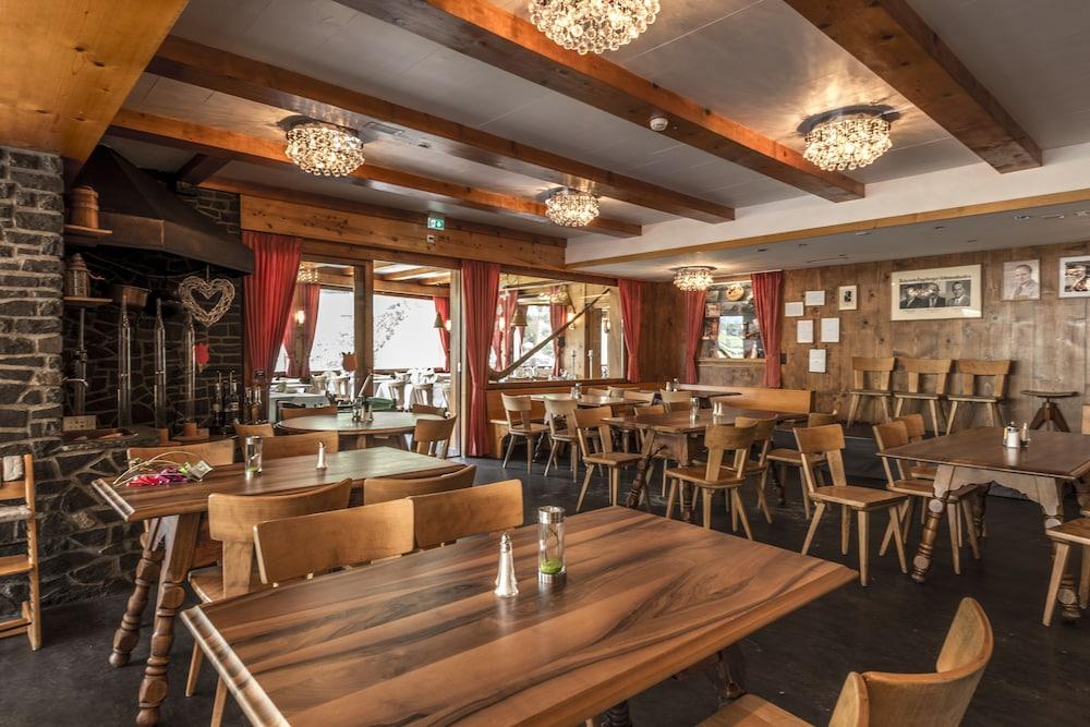 Hotel Restaurant Baenklialp 3*